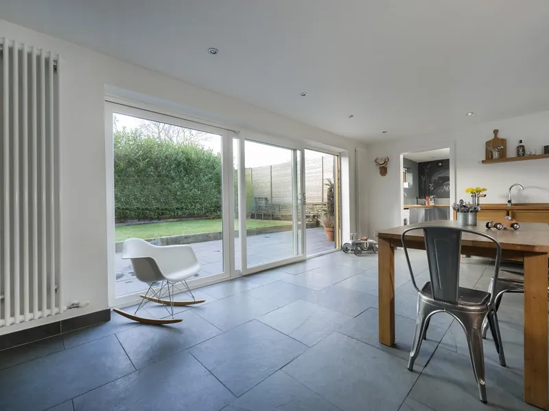 Sliding Windows — Gallery Lewisham